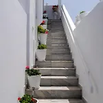 Ricos Two Bedroom House - Paros