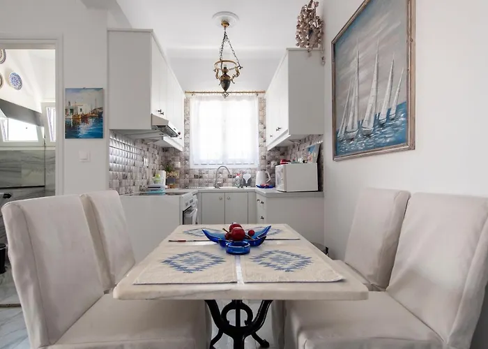 Ricos Two Bedroom House - Paros * 纳乌萨