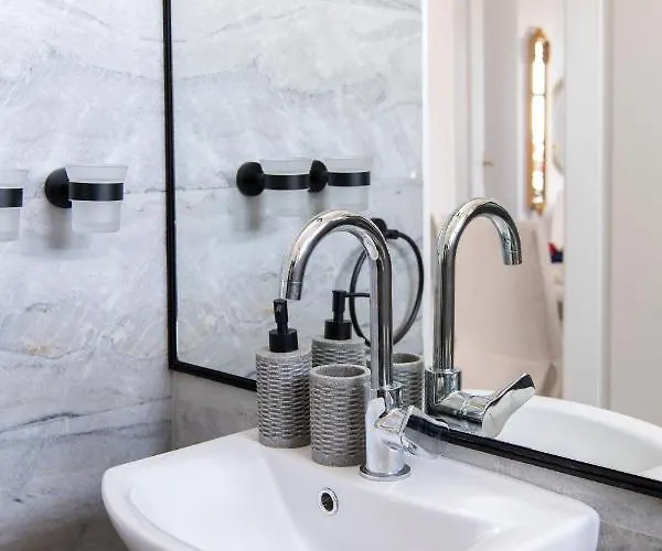 公寓 Ricos Two Bedroom House - Paros 纳乌萨